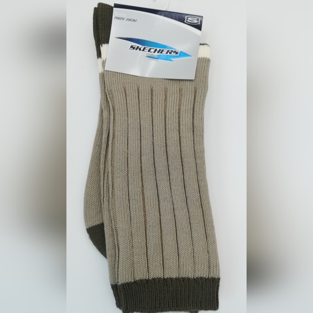 Skechers Men's Ribbed Crew Socks in Beige and Olive